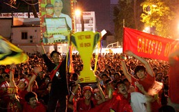 Đêm hội bóng đá trên đường phố