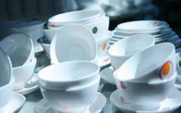 Lau bát bằng khăn có sạch vi khuẩn?