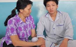 Bị kiến đốt đến... trụy tim mạch