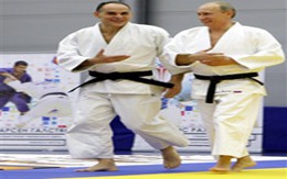 Putin trong phòng tập võ