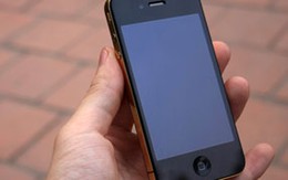 Chiêm ngưỡng iPhone 4 mạ vàng ở VN