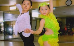 10 tuổi, dự Đại hội Thi đua yêu nước