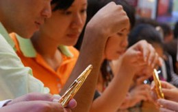 Giá vàng tiếp tục giảm