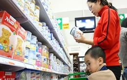 Giá sữa tại Việt Nam rẻ nhất châu Á: Chẳng biết tin ai