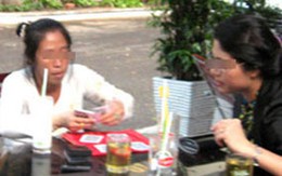 Bói từ quán bia đến nhà vệ sinh công cộng