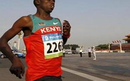 Dùng AK-47 để mưu sát vợ 