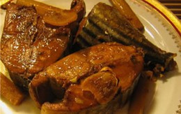 Cá ngừ kho nước mía