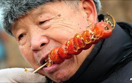 Cha mẹ già có thể kiện con cái vì không chăm sóc