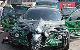 Xe biến hình quái dị
