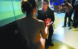 Tự sự của nữ sinh làm mẫu khỏa thân 