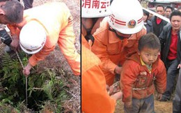 Bé 4 tuổi sống sót sau 2 ngày rơi xuống giếng
