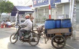 Xe tự chế vẫn nghênh ngang trên phố