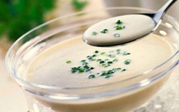 Bé 8 tháng tử vong do sặc cháo