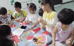 "Mong ước của mẹ: Bé học 1 biết 10"