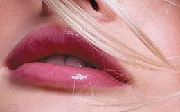Mẹo trị khô môi, nứt gót chân vào mùa đông