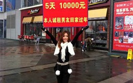 Người đẹp đứng đường thuê bạn trai ăn Tết