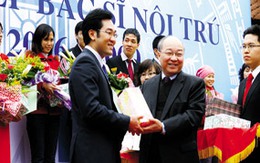 Bộ trưởng Y tế Nguyễn Quốc Triệu: Ra sức nâng cao  tầm vóc Việt!