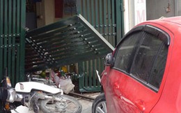 Xế hộp đâm liên hoàn 4 xe máy