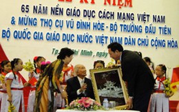 Bộ trưởng Giáo dục đầu tiên từ trần 