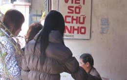 Giảng đường vắng vì nữ sinh bận đi lễ, 'cắt duyên'
