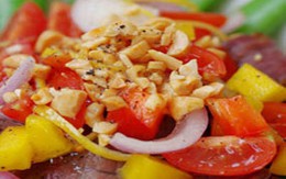Đậu trộn thập cẩm sau Tết