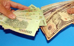 Giá vàng và USD cùng tăng vọt