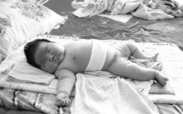 Bé sơ sinh nặng 6,8 kg 
