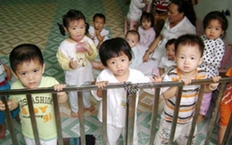 Đi nhà trẻ tư, 2 bé mắc chứng ngủ li bì 