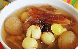 2 cách nấu chè sen ngon lạ