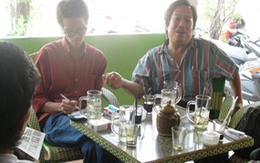 Người đưa vợ nhà báo bị đốt đầu thú thuật chuyện