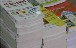 Choáng với “cẩm nang tuyển sinh”