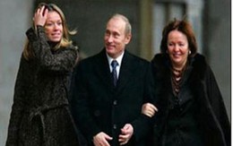 Putin khoe con gái có người yêu 