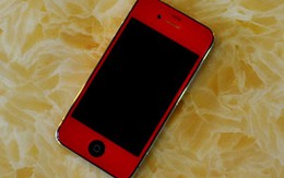 iPhone 4 màu đỏ đính kim cương ở VN