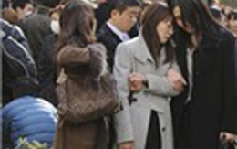 Chuyến xe đầu tiên đưa người VN rời khỏi Sendai
