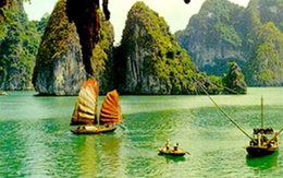 Bầu chọn Vịnh Hạ Long là kỳ quan thế giới qua điện thoại