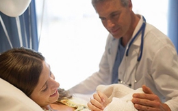 Vùng kín gặp "sự cố" sau sinh