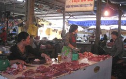 Tiểu thương nháo nhác vì “mất” chợ