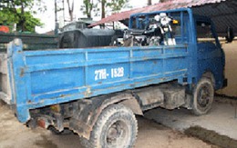 Cậu bé 12 tuổi nghịch xe tải gây chết người