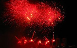 Lễ hội pháo hoa Đà Nẵng: kín phòng, sốt vé