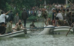 Đợi nắng ấm sẽ "bắt" nốt cụ rùa còn lại! 