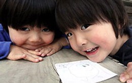 Cháu sẽ bảo vệ bà, bà ngoại ạ