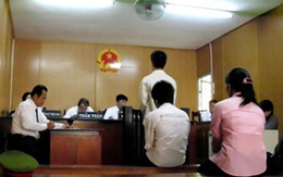 Nước mắt 2 bà mẹ từ vụ án con trẻ