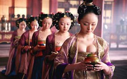 Những vị hoàng đế suy kiệt vì sex