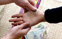 Sập bẫy bói dạo
