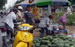 Đắt hàng như bán giải khát trong…nghĩa trang