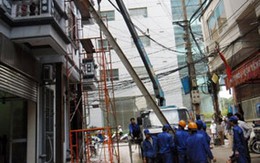 “Thần đèn” cứu thành công nhà 5 tầng bị nghiêng