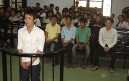 Vào tù vì giúp bạn đâm tình địch  