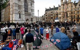 Ùn ùn về London xem đám cưới thế kỷ
