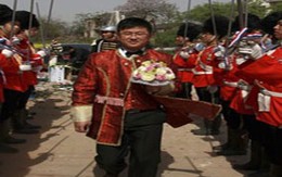 Tổ chức đám cưới kiểu "hoàng gia"