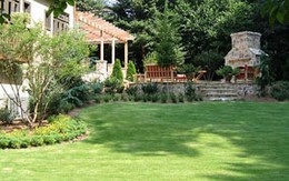 5 bí quyết hữu ích chăm sóc vườn nhà